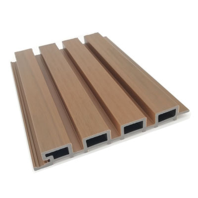 ماء B1 مقاومة للحريق WPC Wallpanel الخشب المركب مخدد في الهواء الطلق