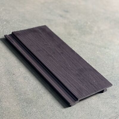 ألواح WPC المعدنية الفلوروكربونية — أناقة صناعية وحماية لا مثيل لها